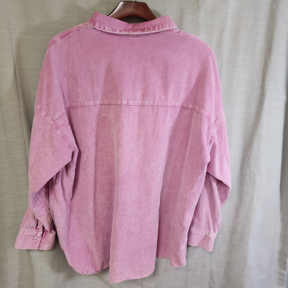 H&M Divided Womens Pink Corduroy Oversized Button Down/ front pock Shirt Large L - Picture 2 of 10